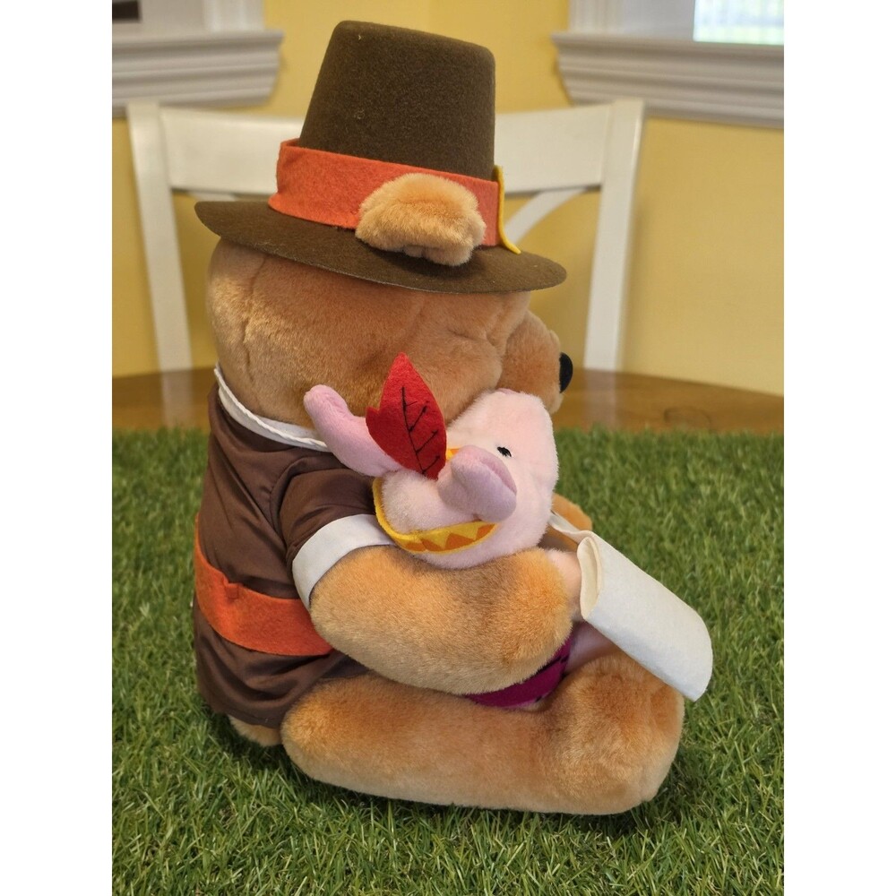 Vtg Disney Winnie the Pooh Pilgrim & Piglet Indian Thanksgiving Plush 13" W/Sign - Picture 11 of 12
